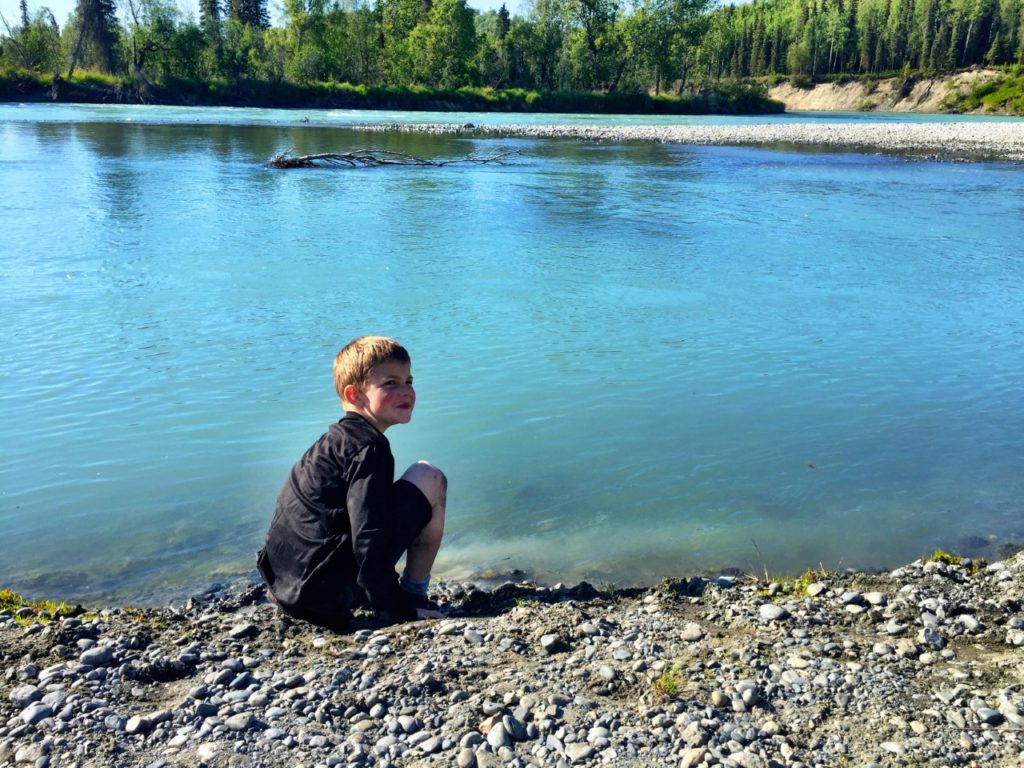 kasilof-river-playtime-with-the-boys